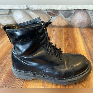 Dr Marten boots size UK 8